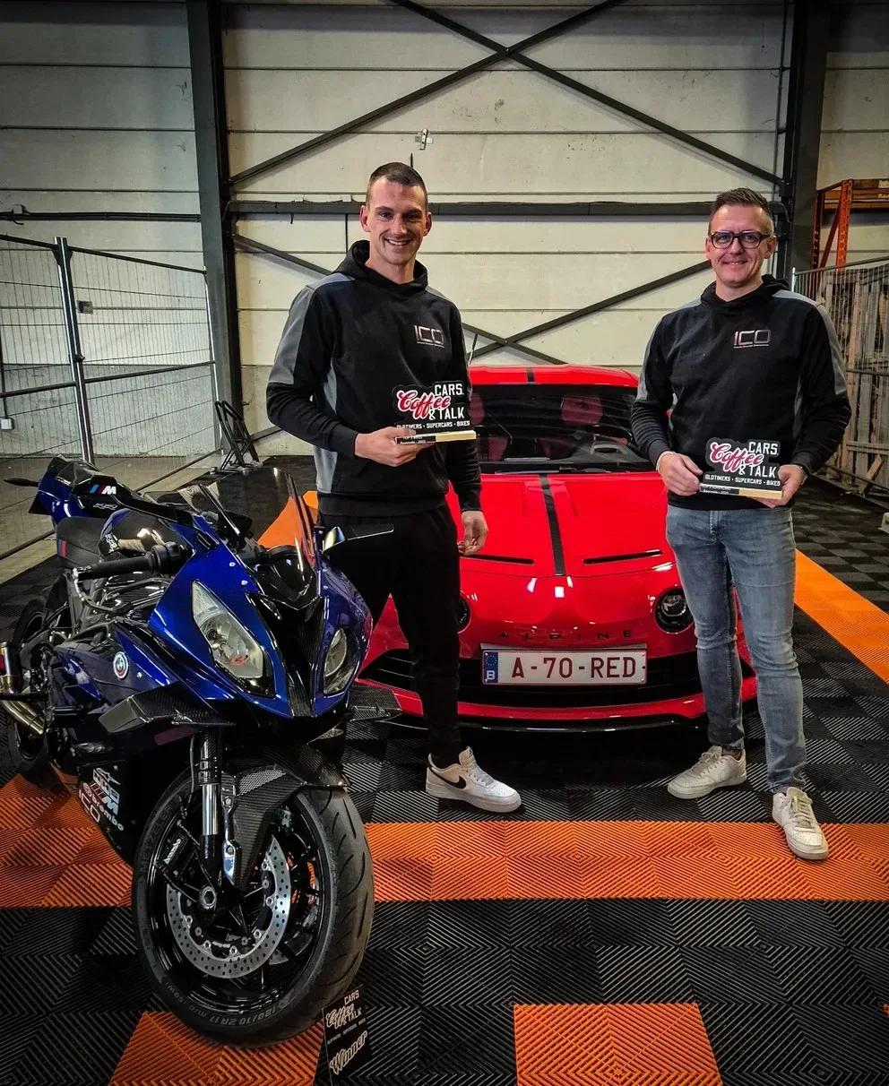 Rico en Nico voor de ICO Washbus